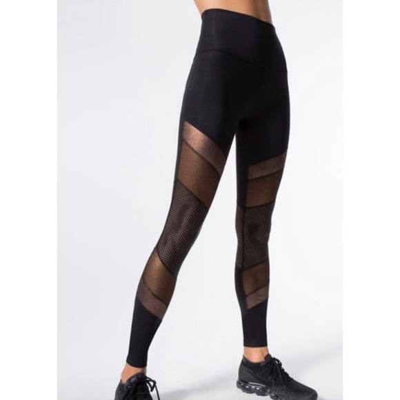 Beyond Yoga Soleil Limited Edition High Waisted Leggings Black Gold Mesh XS